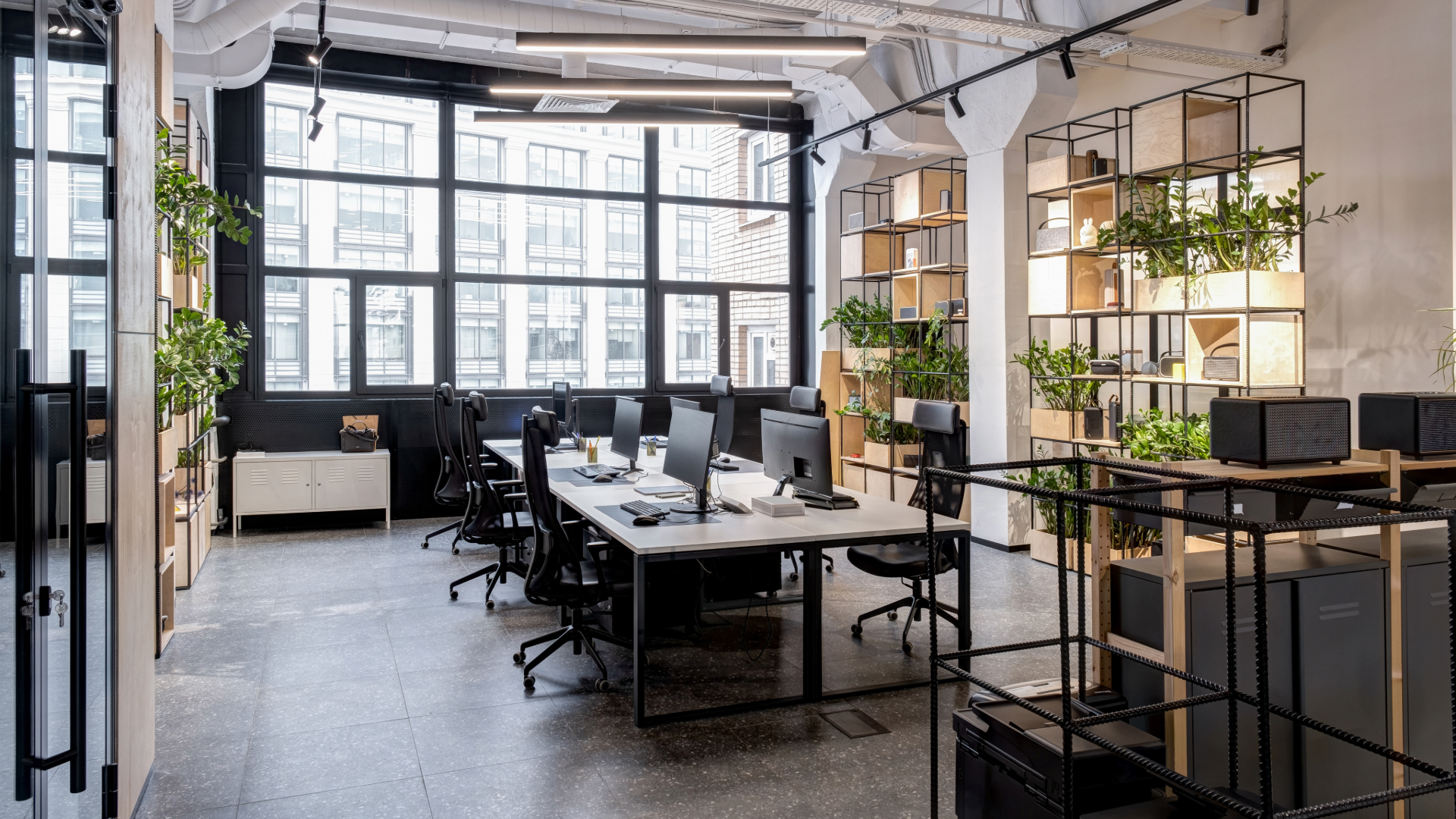 CREATING A HEALTHY WORKPLACE: WELLNESS CONSIDERATIONS FOR PHOENIX OFFICES